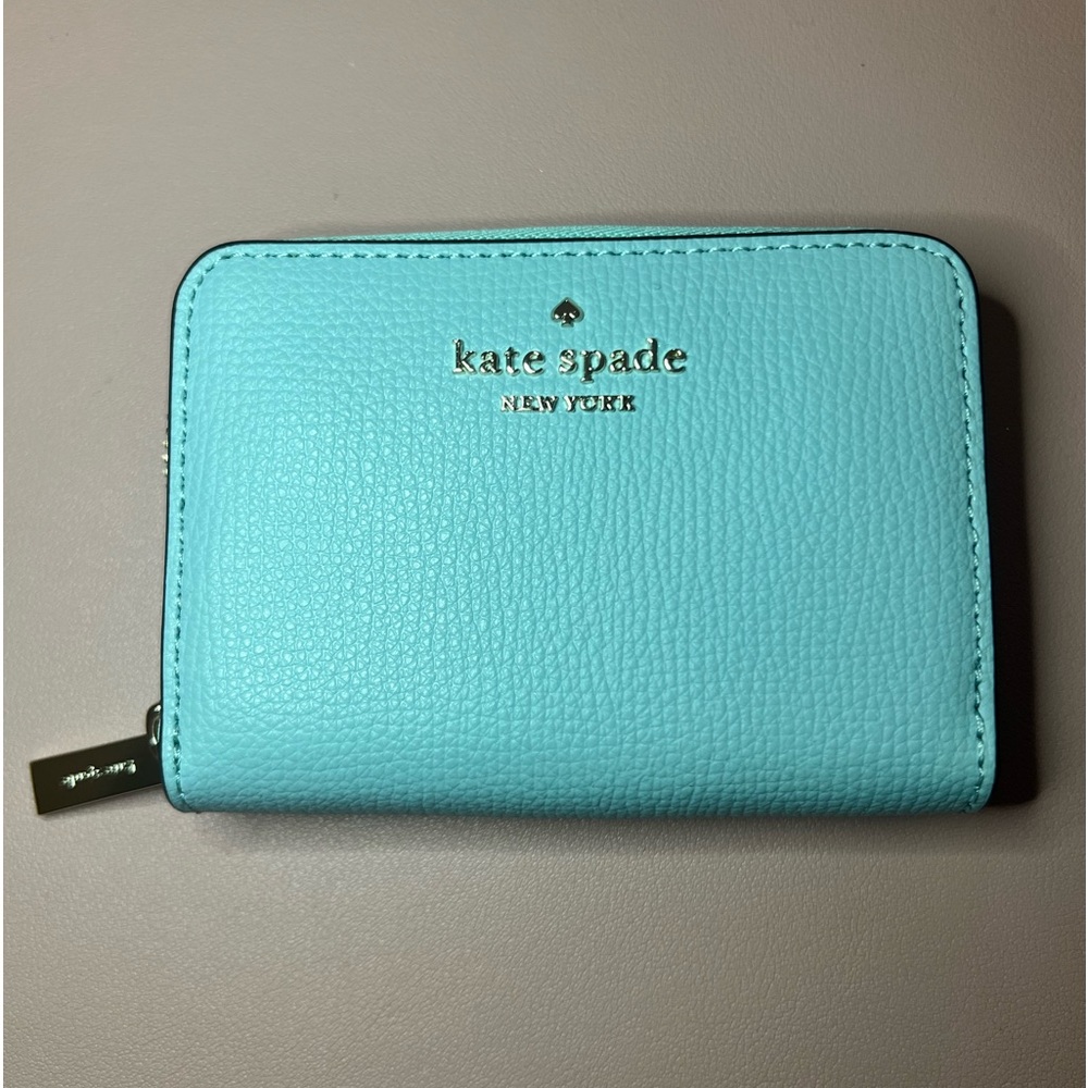 BARELY USED-Aqua blue Kate Spade zippered wallet